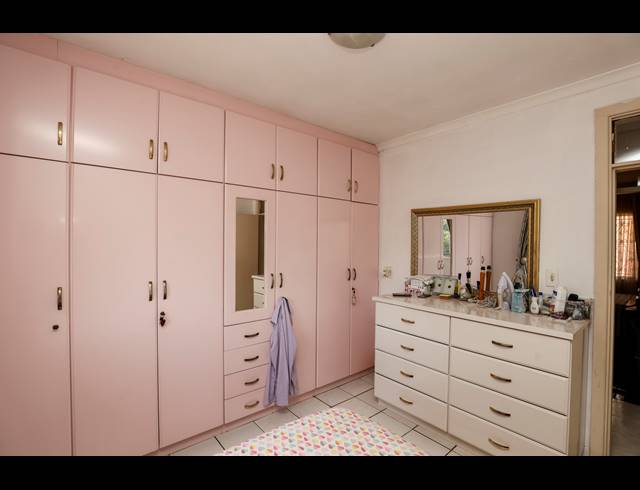 3 BEDROOM HOUSE FOR SALE IN KENVILLE